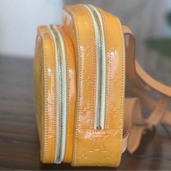 Louis Vuitton Vernis Backpack - Picture 9 of 12